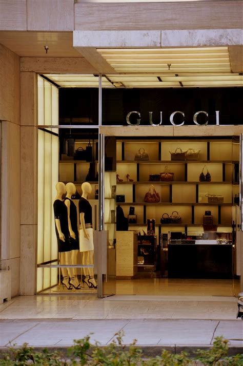 gucci rodeo drive phone number|Gucci rodeo boutique.